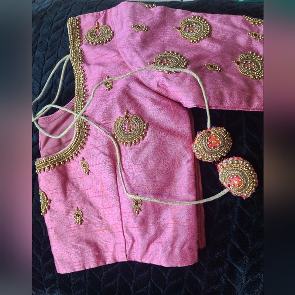New Handmade Custom Pink Raw Silk Gold Saree Blouse with Maggam Work - Picture 3 of 5